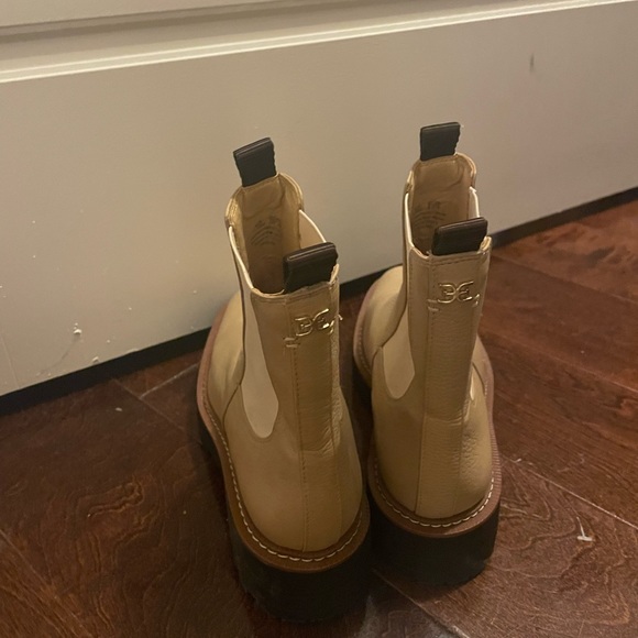 Sam Edelman Chelsea Boot 7.5 - Picture 3 of 6